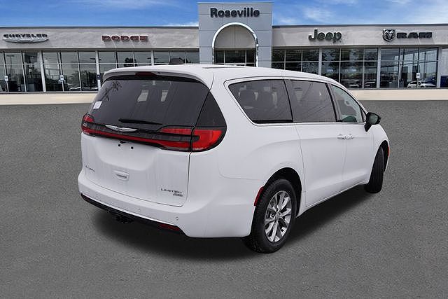 2026 Chrysler Pacifica