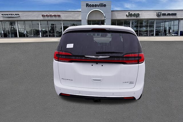 2026 Chrysler Pacifica