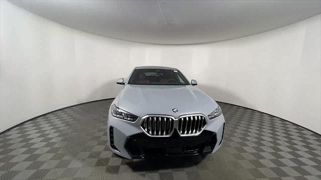 2025 BMW X6 xDrive40i image 2