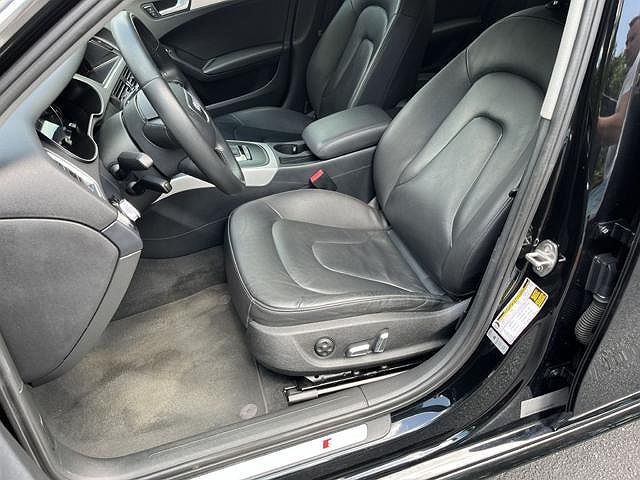 2015 Audi A4 Premium image 9