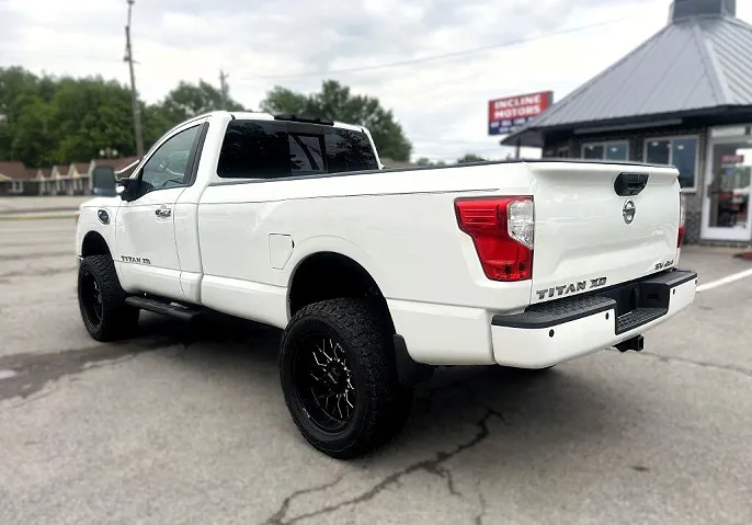 2017 Nissan Titan XD