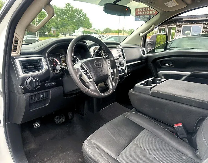 2017 Nissan Titan XD