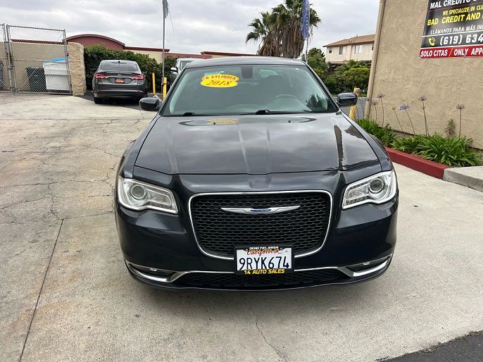 2018 Chrysler 300