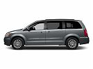 2014 Chrysler Town & Country Touring image 1