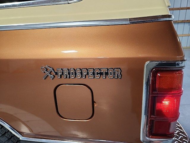 1985 Dodge Ramcharger 100 image 13
