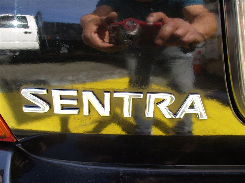 2004 Nissan Sentra null image 22