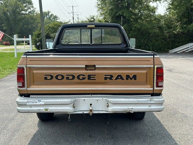 1986 Dodge Ram 150 null image 5