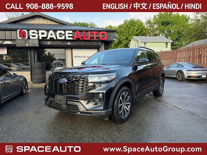 2025 Ford Explorer