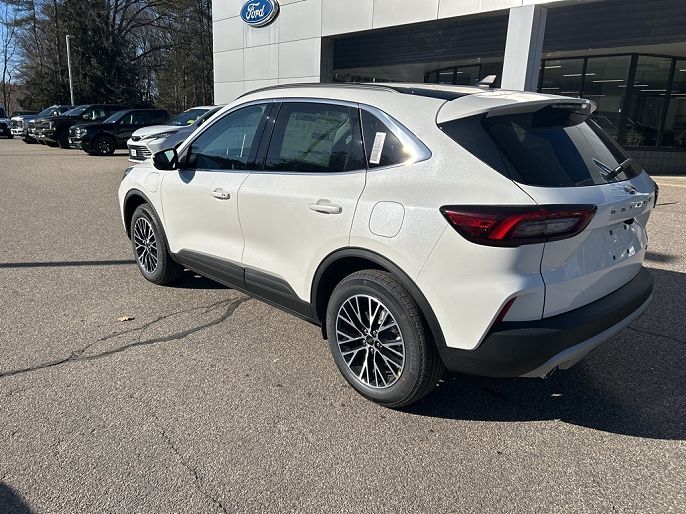 2025 Ford Escape
