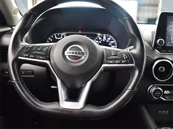 2021 Nissan Sentra SV photo 11