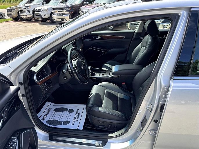 2018 Kia Cadenza