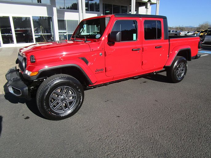 2024 Jeep Gladiator