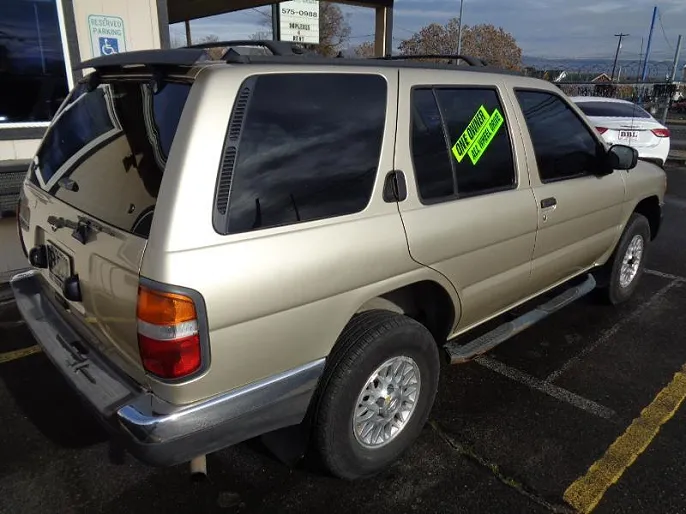 1999 Nissan Pathfinder