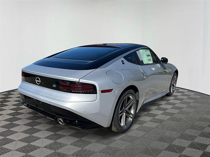 2025 Nissan Z