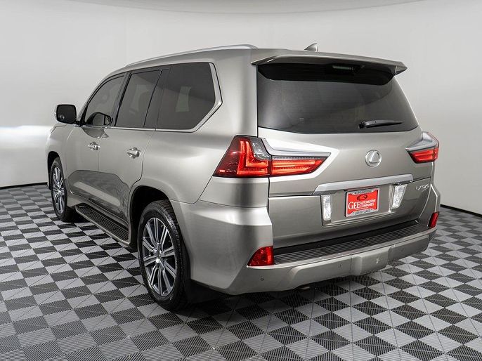 2016 Lexus LX
