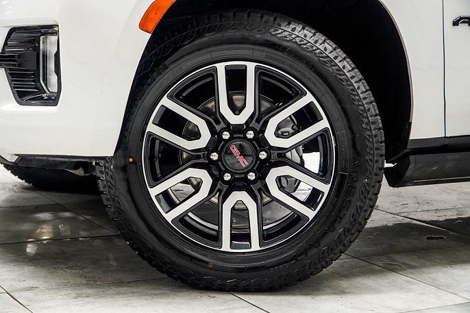2023 GMC Yukon XL