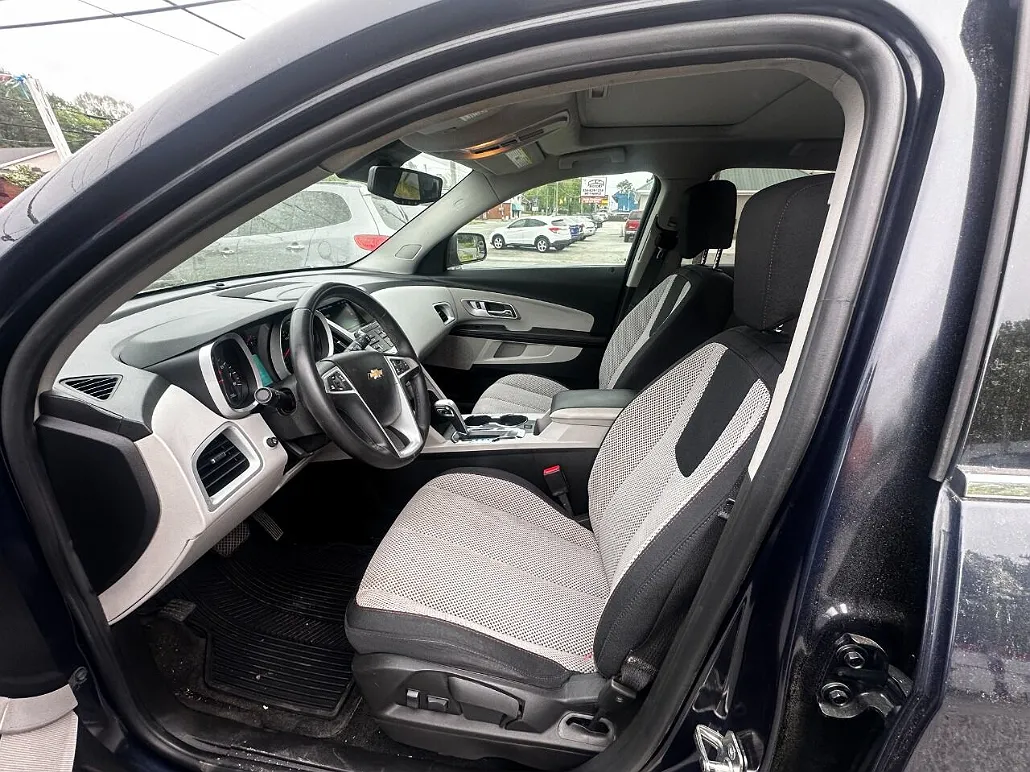 2015 Chevrolet Equinox LT image 4