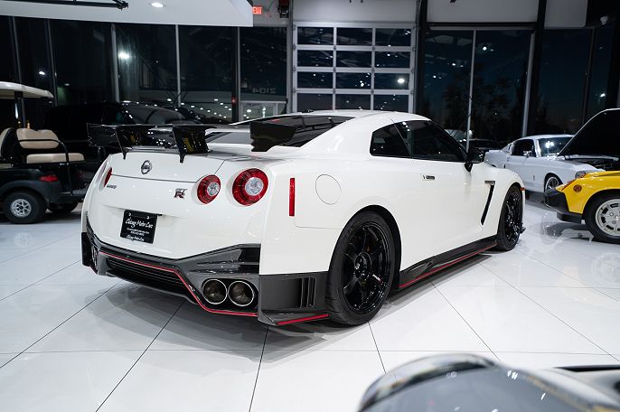 2016 Nissan GT-R