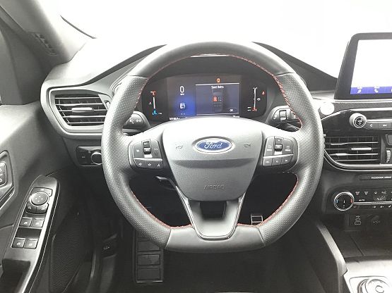 2024 Ford Escape ST-Line photo 10