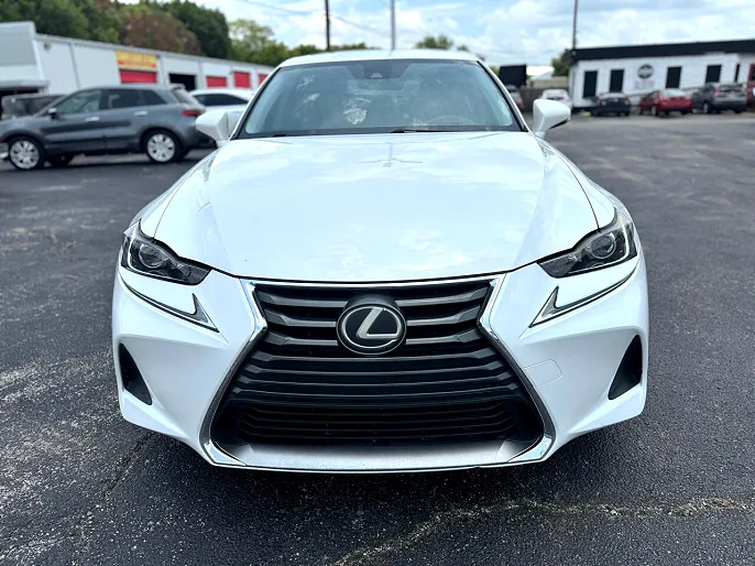 2018 Lexus IS