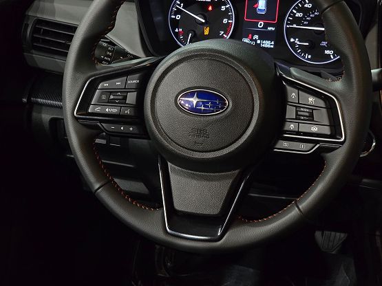 2025 Subaru Crosstrek Limited photo 9