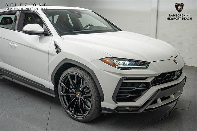 2022 Lamborghini Urus