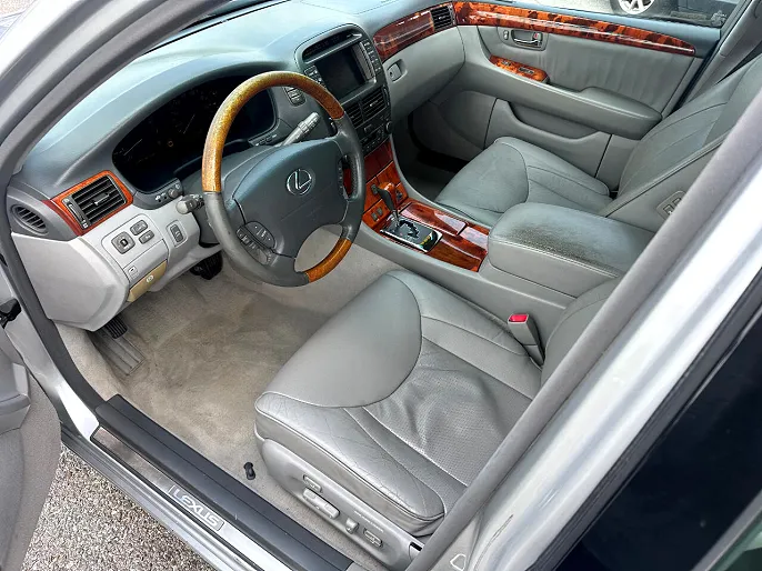2006 Lexus LS