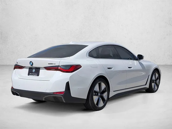 2026 BMW i4