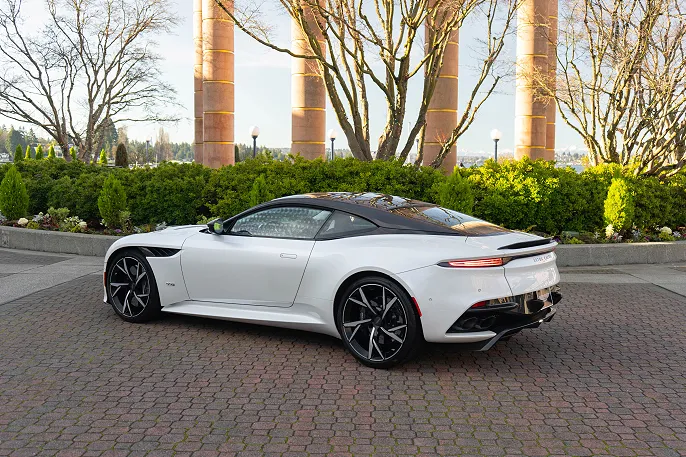 2019 Aston Martin DBS