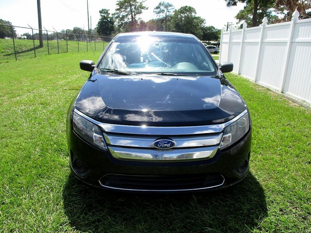 2011 Ford Fusion SE image 1