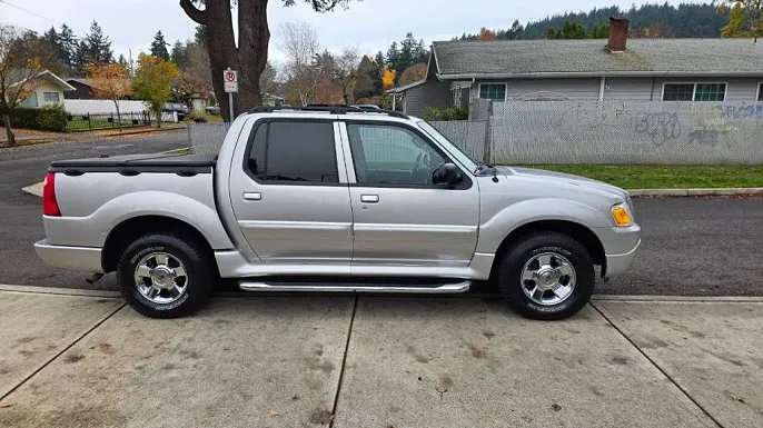 2004 Ford Explorer Sport Trac