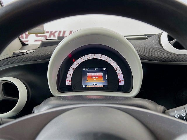 2017 Smart Fortwo Proxy image 13