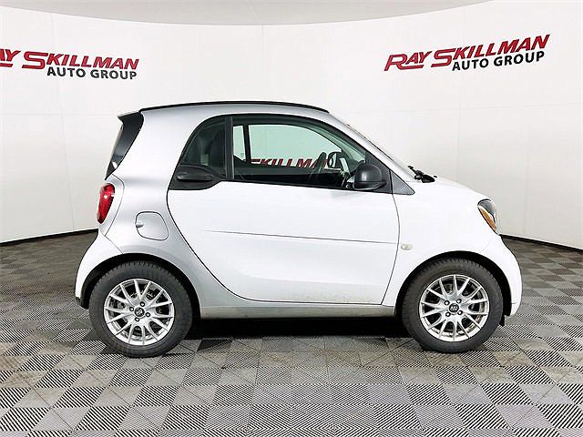 2017 Smart Fortwo Proxy image 7