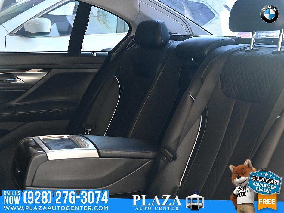 2016 BMW 7 Series 750i xDrive image 6