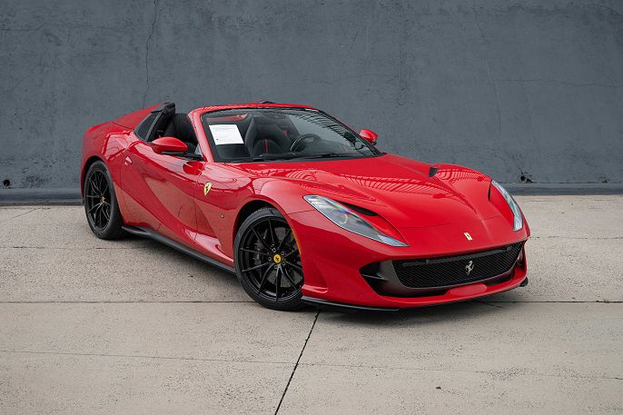 2021 Ferrari 812 GTS