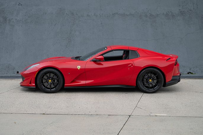 2021 Ferrari 812 GTS