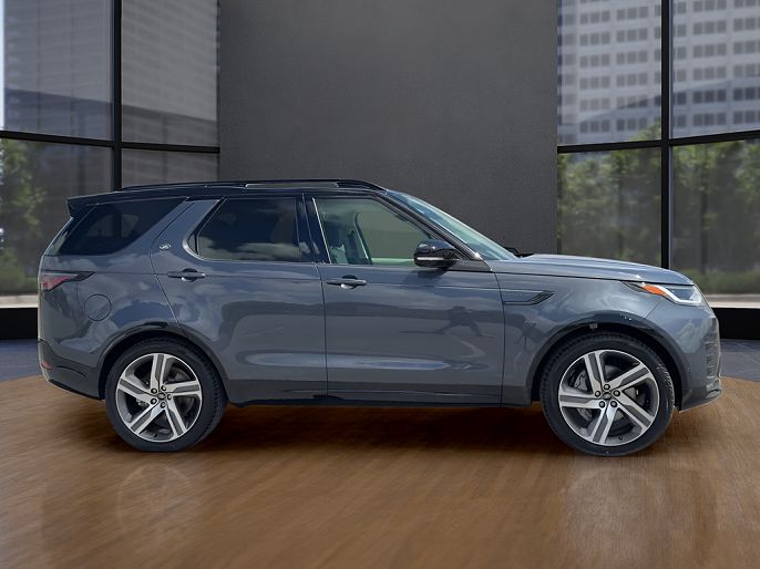 2026 Land Rover Discovery