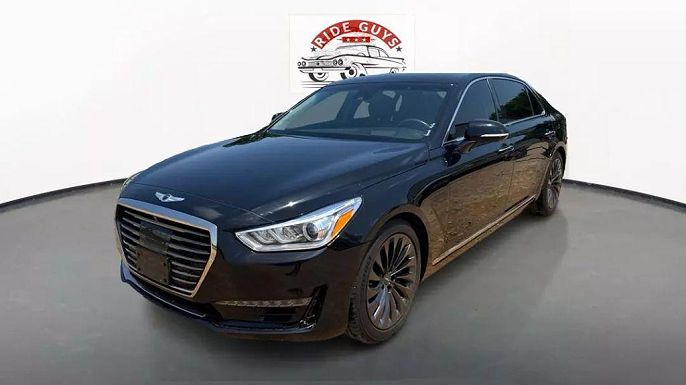2017 Genesis G90