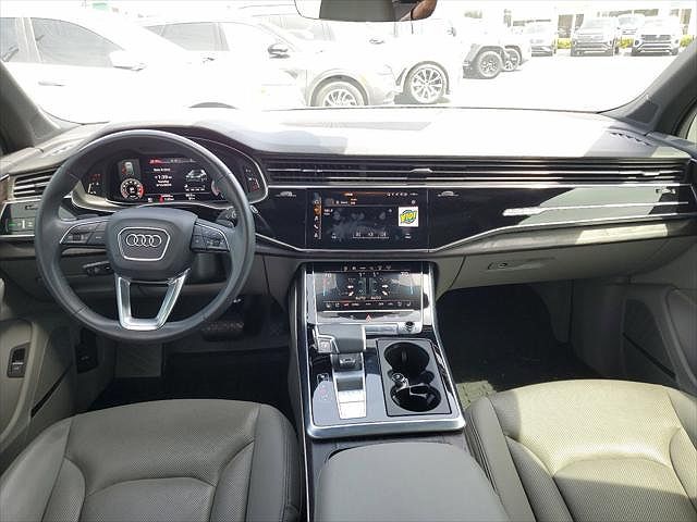 2021 Audi Q7 Prestige image 9