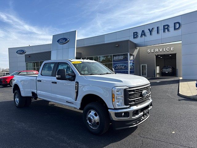 2025 Ford F-350
