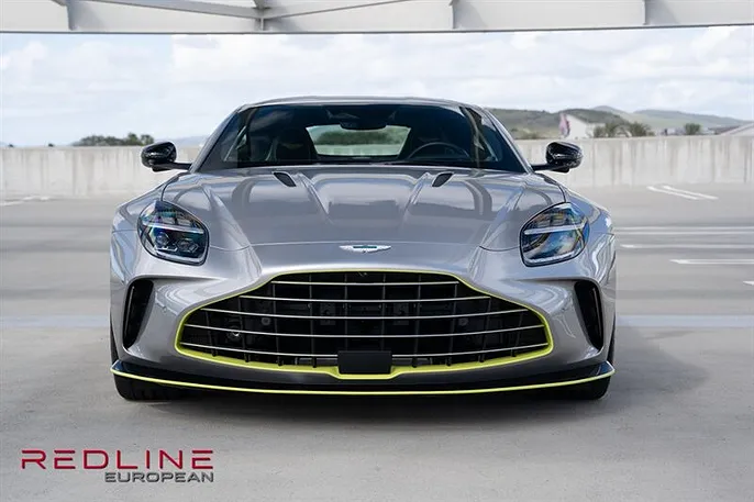 2025 Aston Martin V8 Vantage