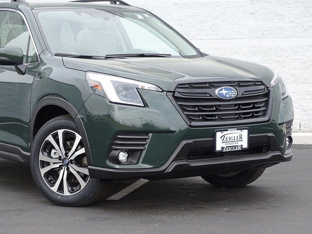2024 Subaru Forester Limited image 1
