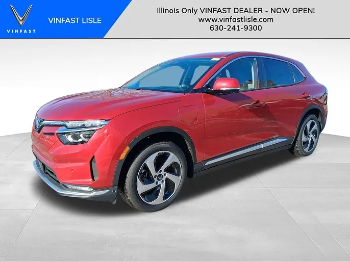 2025 VinFast VF8