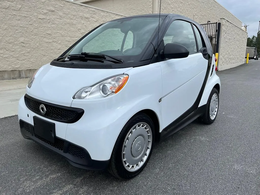 2013 Smart Fortwo Pure image 1