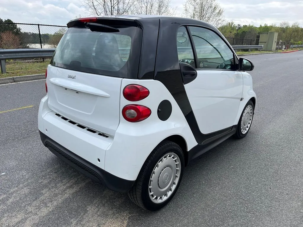 2013 Smart Fortwo Pure image 5
