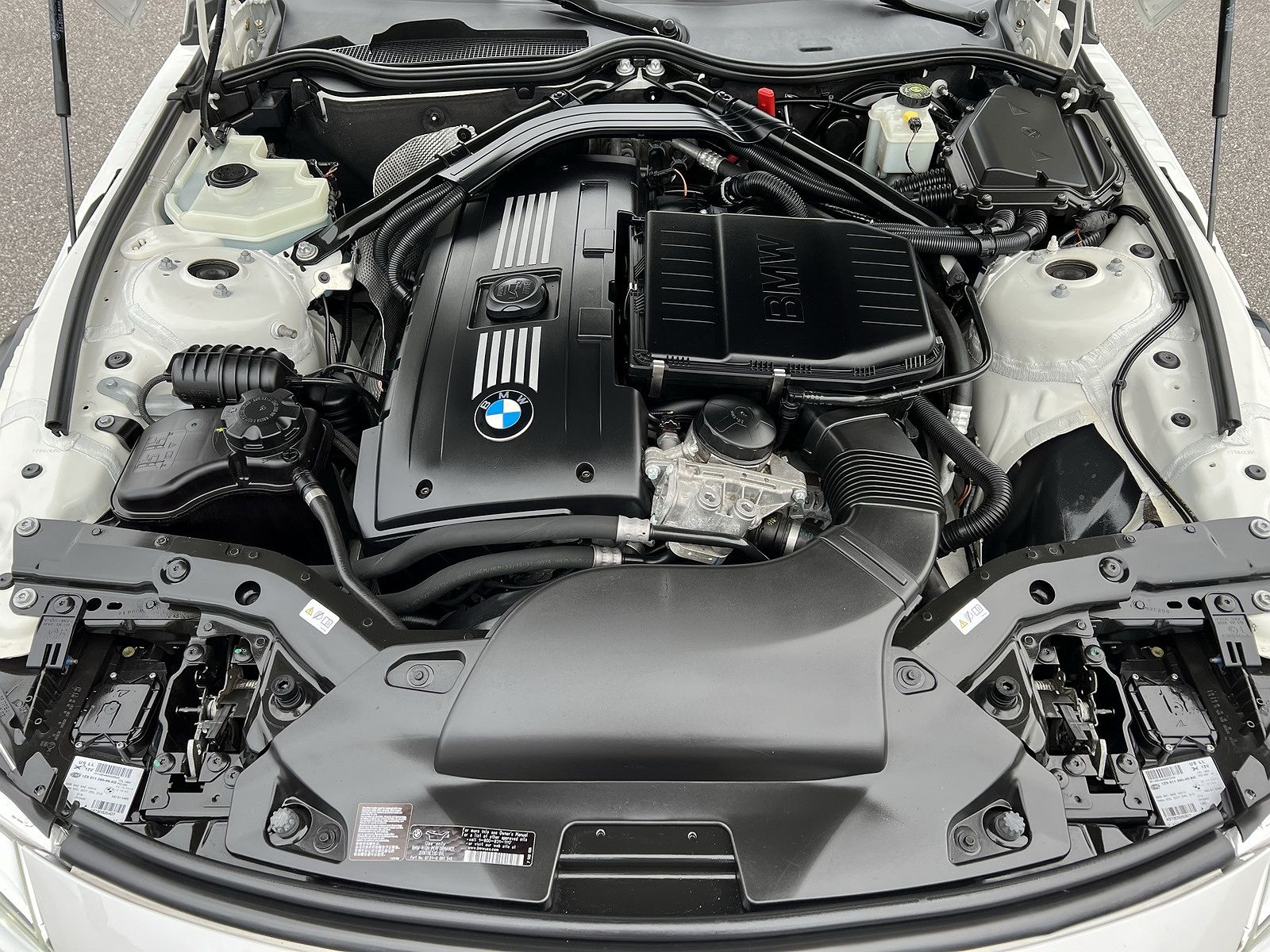 2014 BMW Z4 sDrive35is image 32