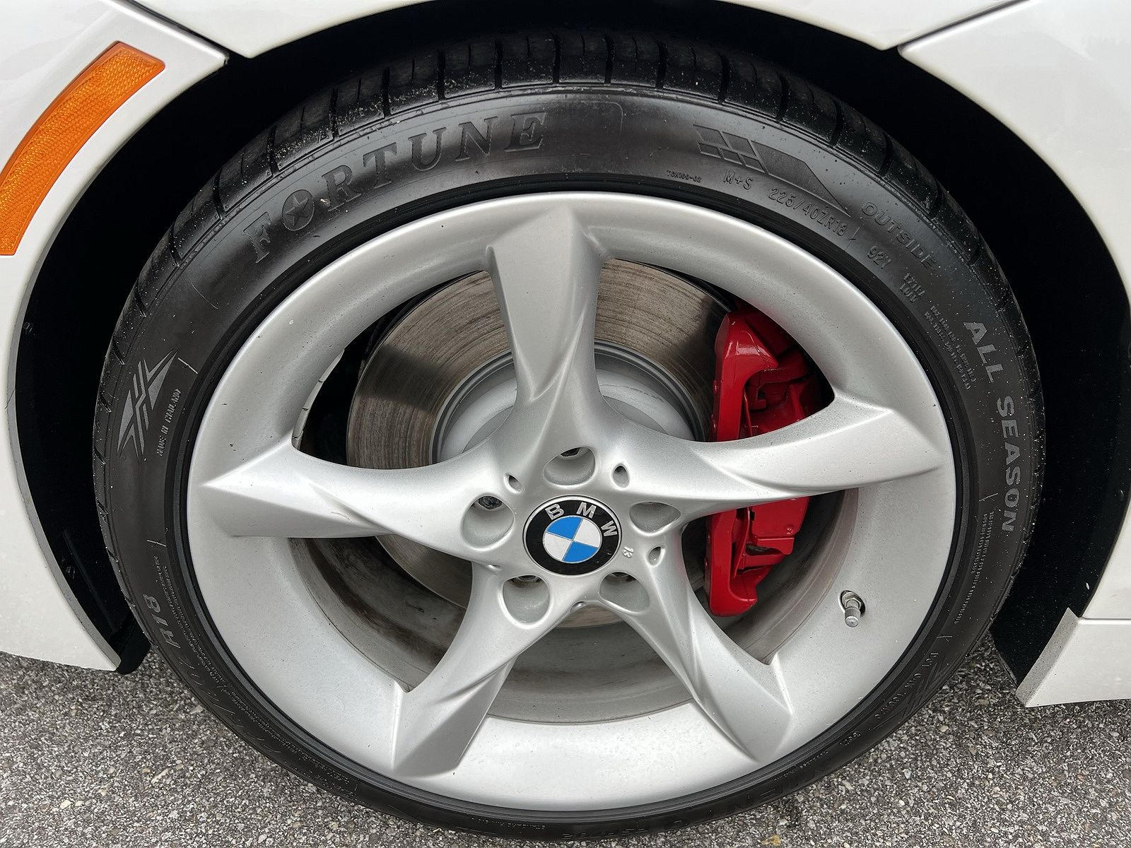 2014 BMW Z4 sDrive35is image 35
