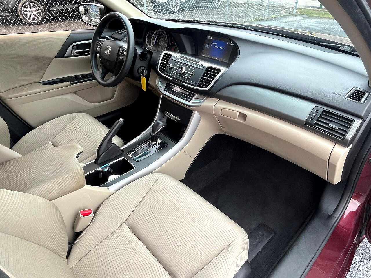 2015 Honda Accord LX image 8