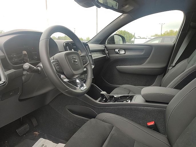2024 Volvo C40