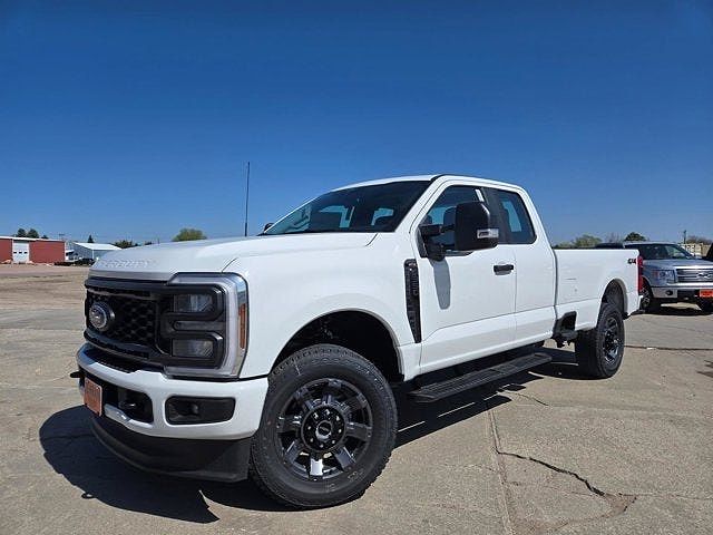 2025 Ford F-350